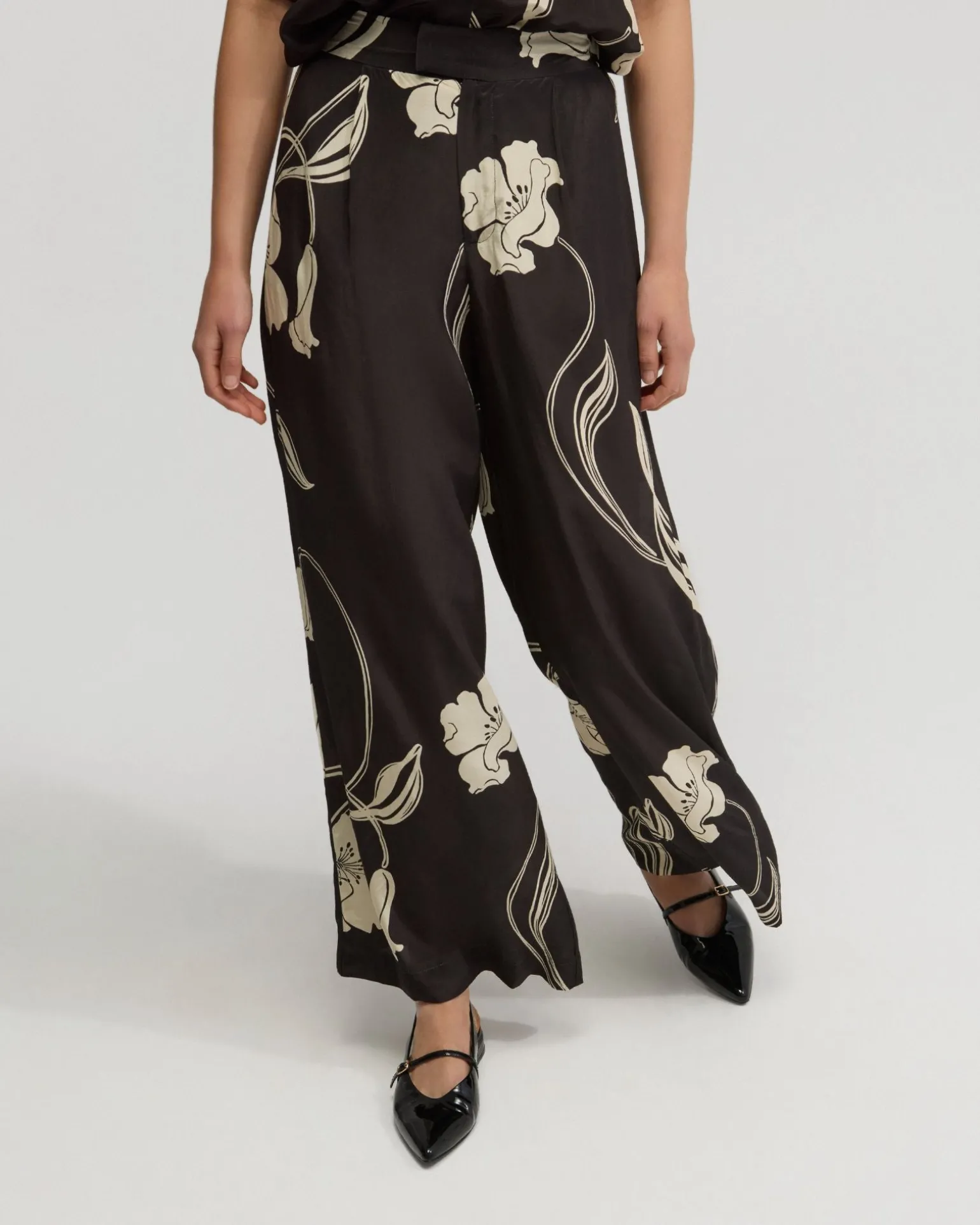 Abigail Printed Pants