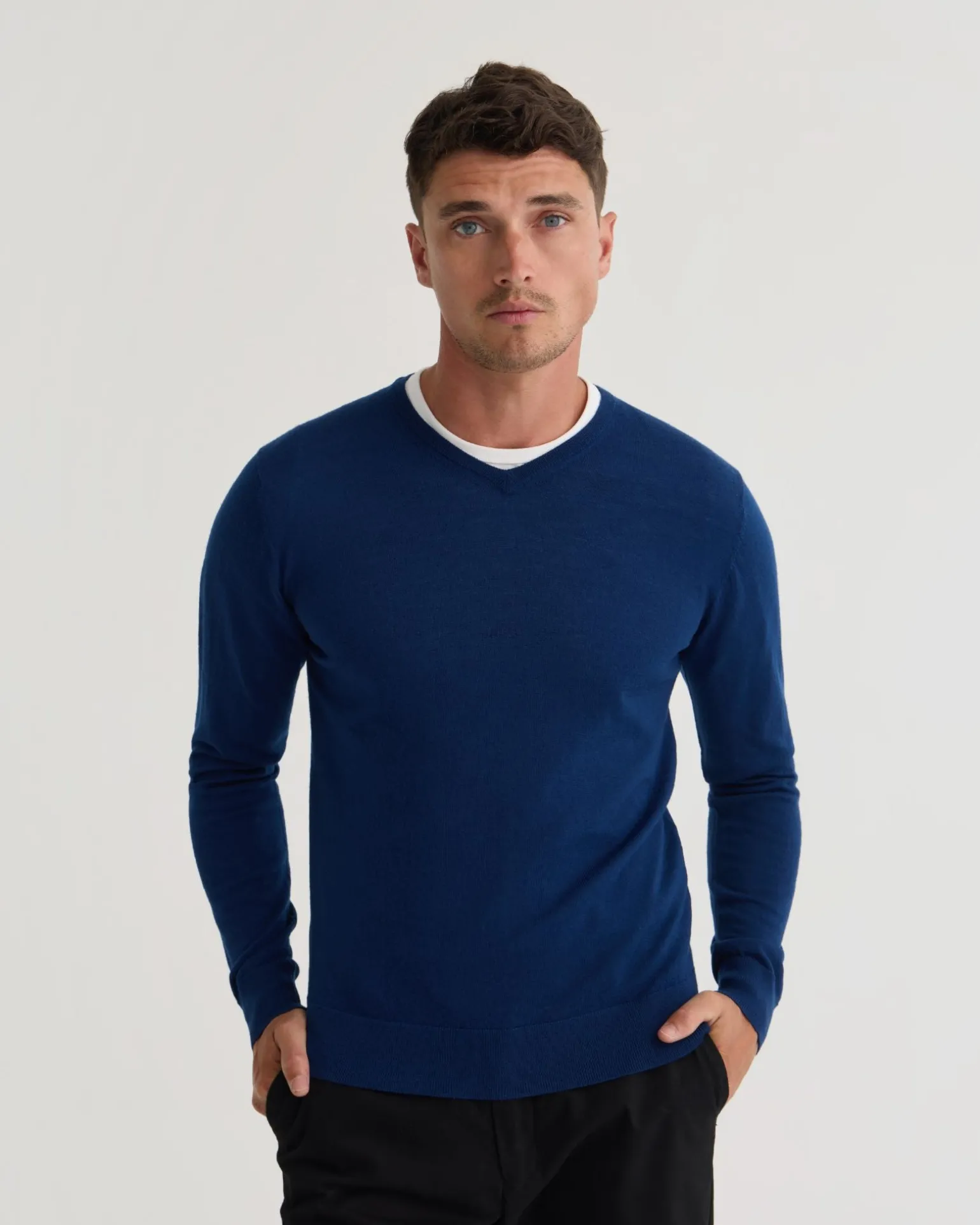 Basic V-Neck Pure Wool Pullover
