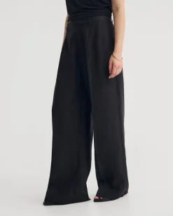 Cameron Pant