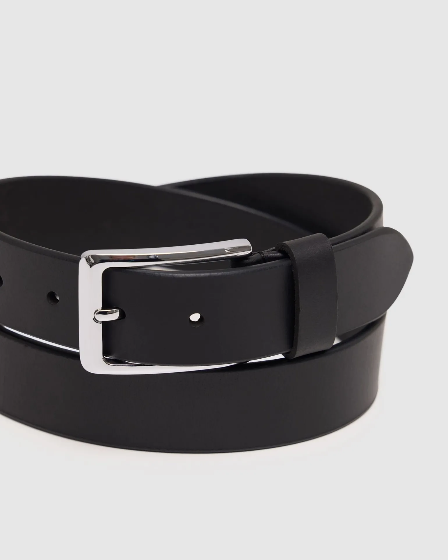 Deane Mens Leather Belt