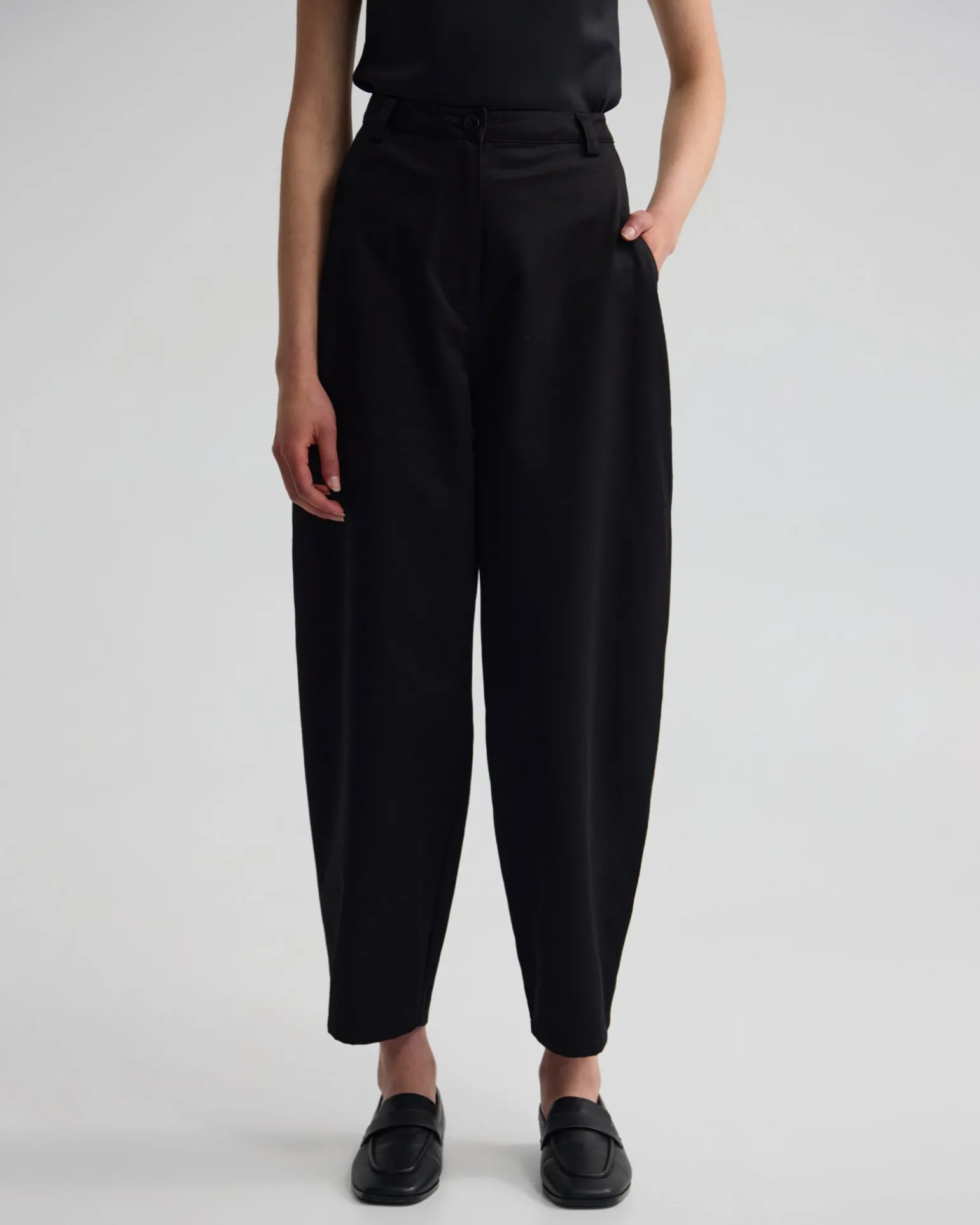 Etta Barrel Leg Cotton Pant