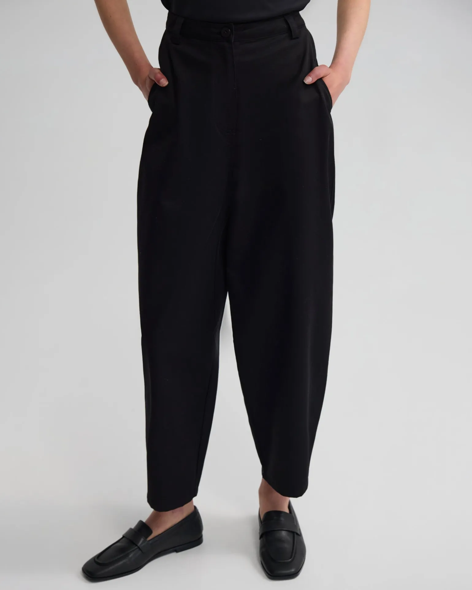 Etta Barrel Leg Cotton Pant