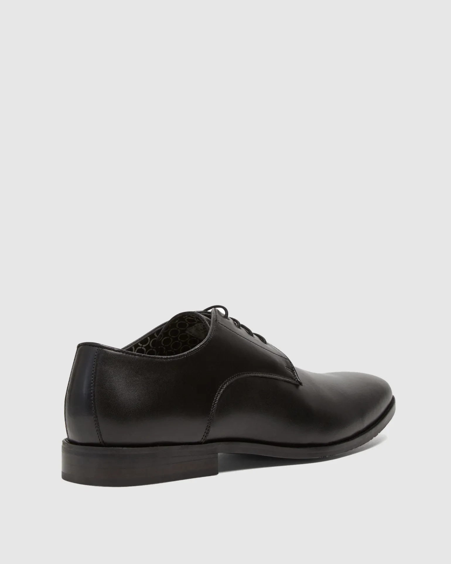 Larry Leather Derby Shoe