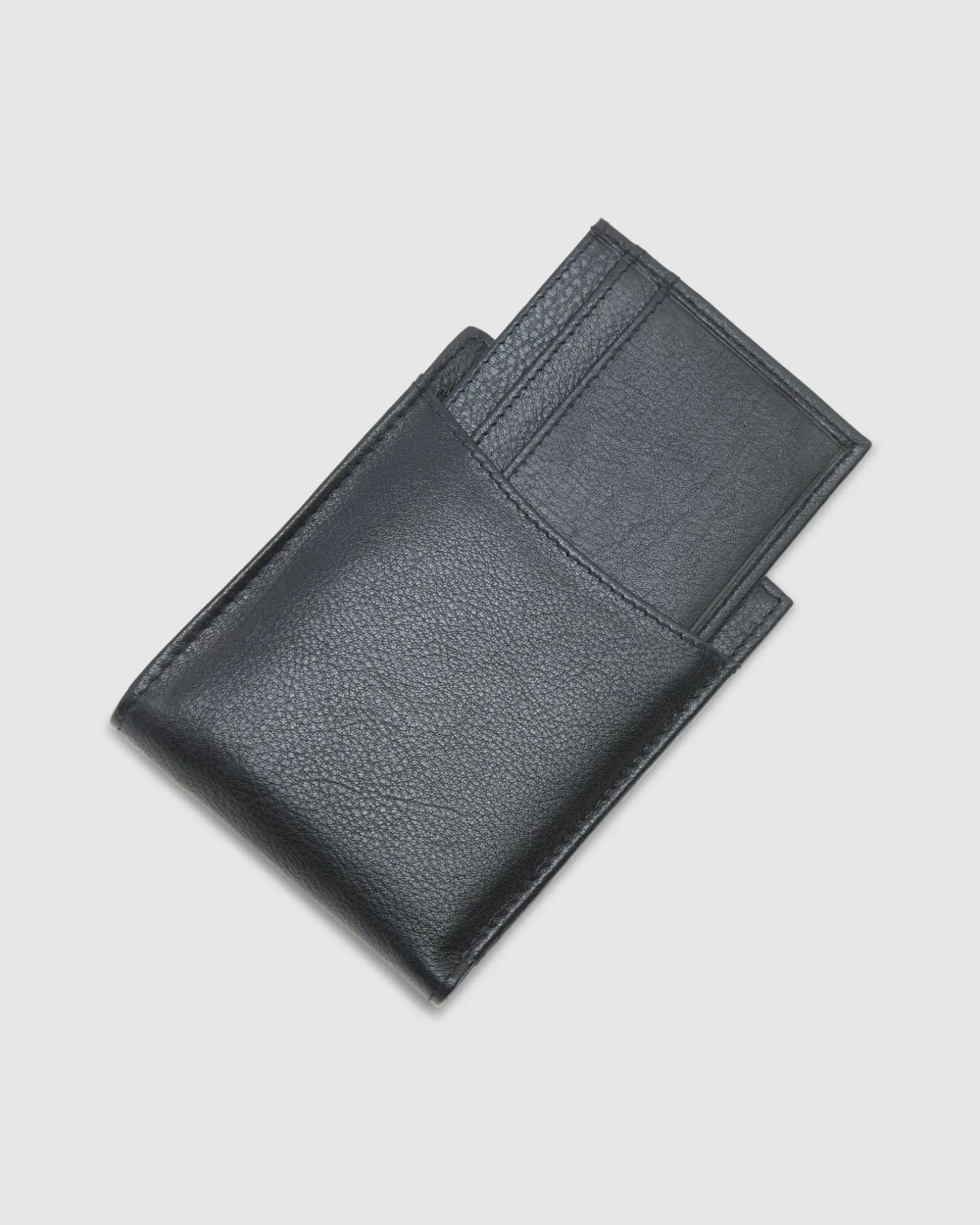 Novara 2-In-1 Leather Wallet