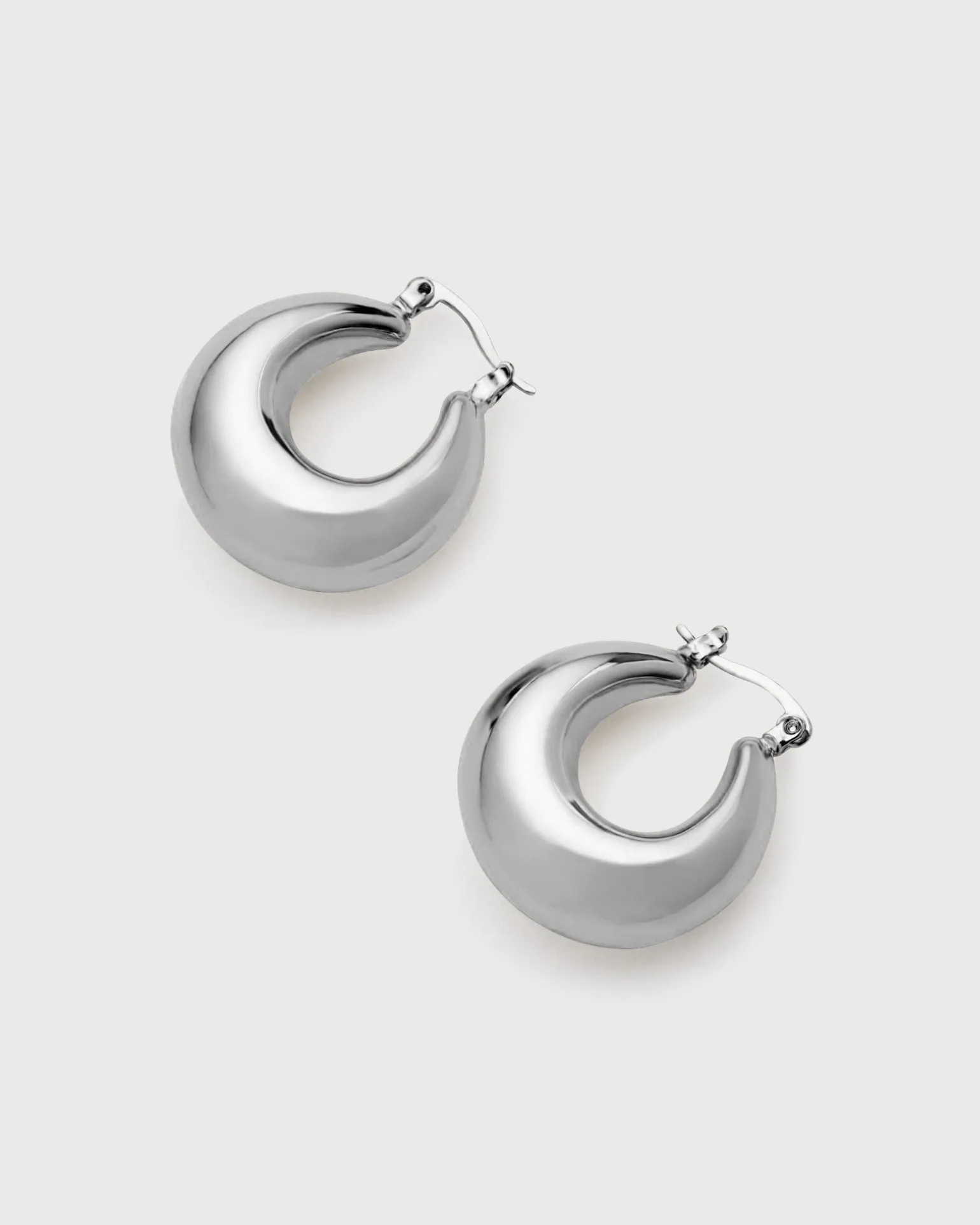 Raleigh Tapered Drop Earring