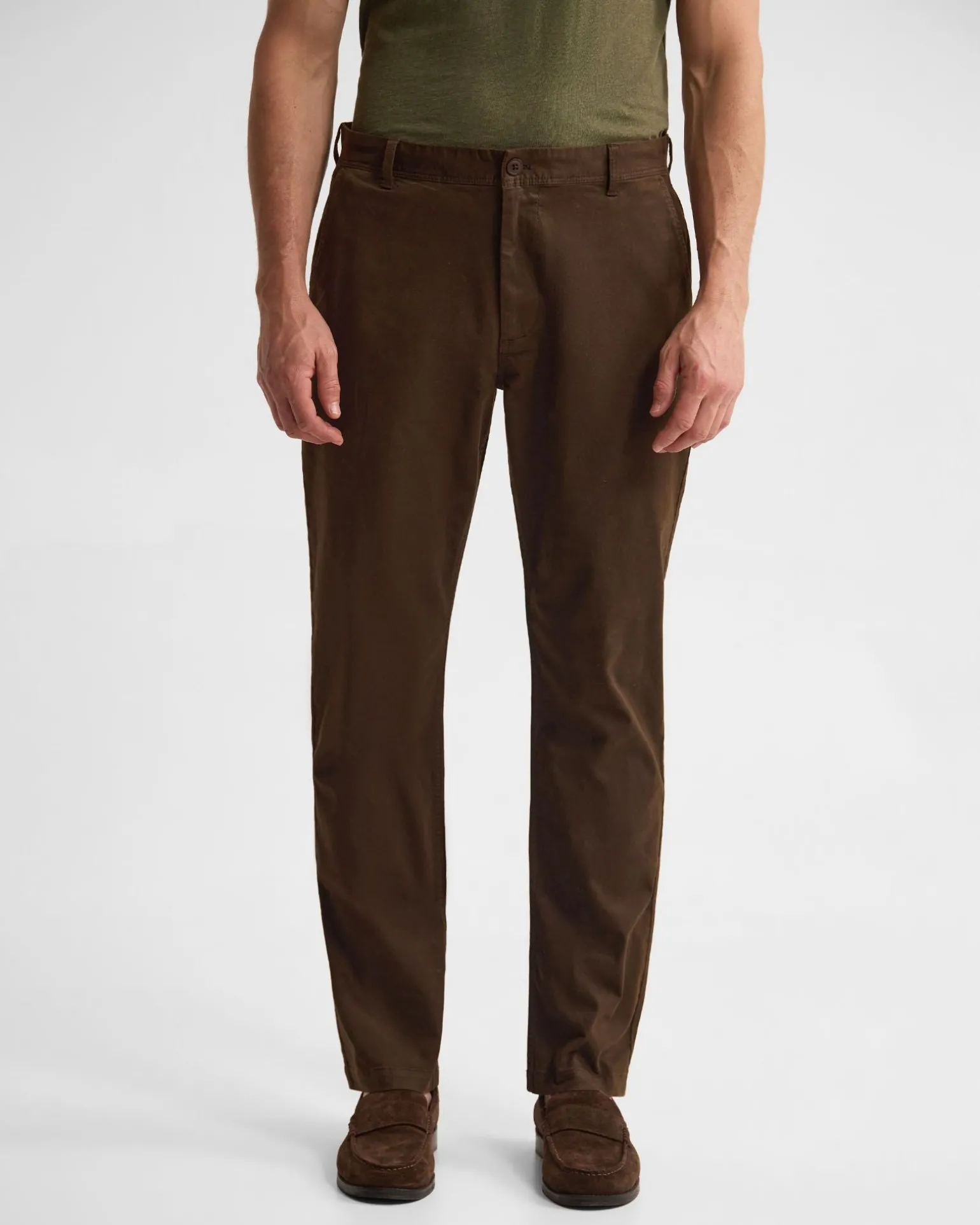 Relaxed Fit Chino