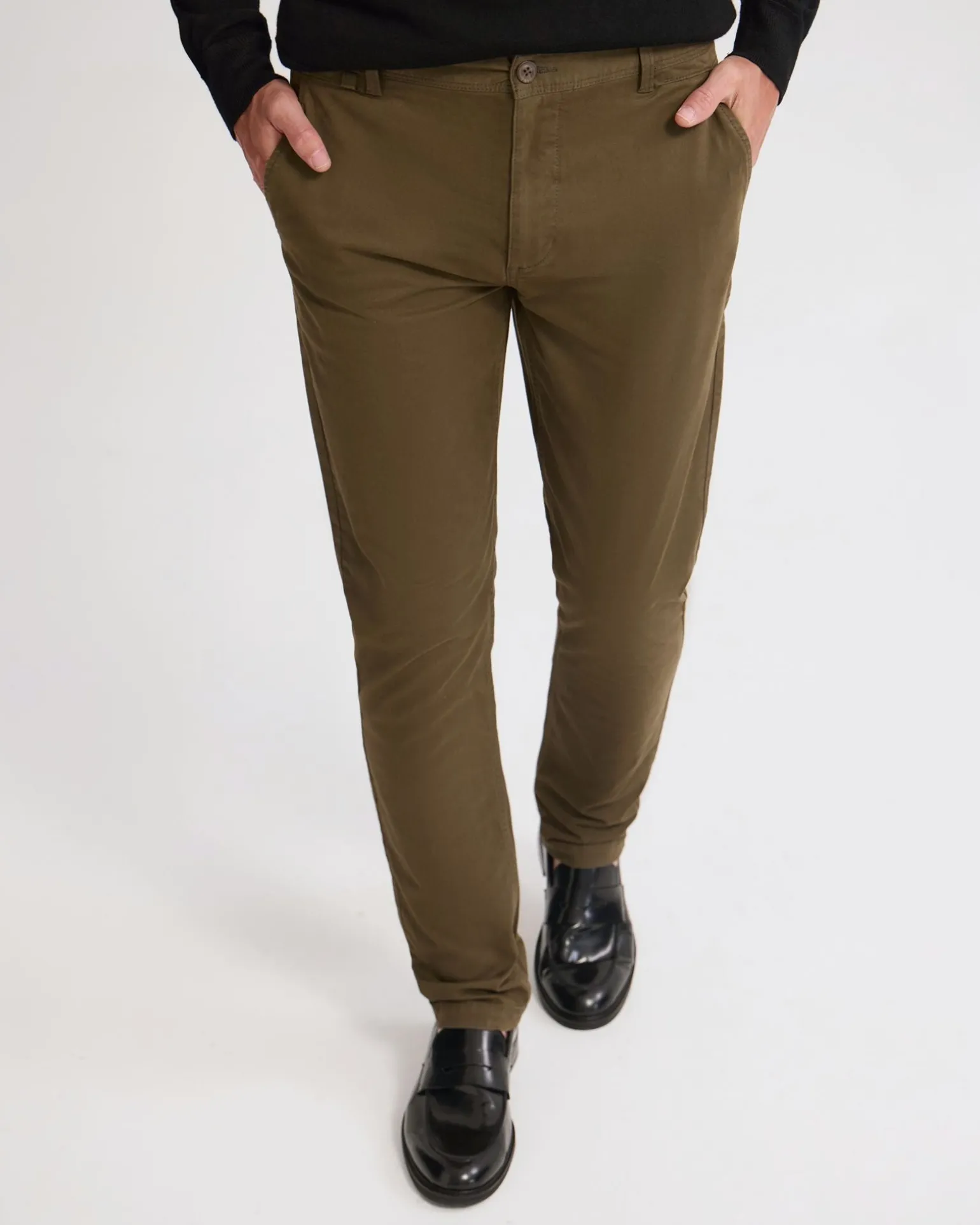 Slim Fit Chino