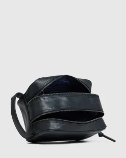 Traveller Leather Wash Bag