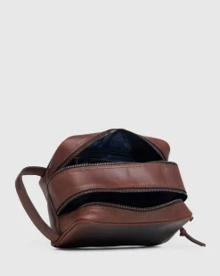 Traveller Leather Wash Bag